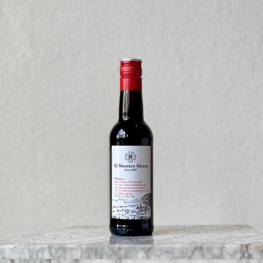 El Maestro Sierra, Oloroso Sherry 15 year NV 375mL